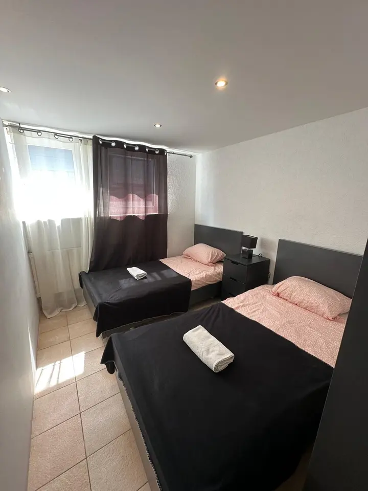 6 Zimmer Wohnung mit 200 m² in Aschaffenburg – Bild 9