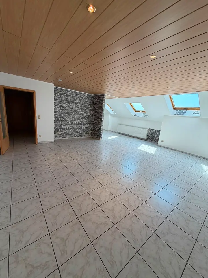 3 Zimmer Wohnung mit 82 m² in Saarbrücken – Bild 3