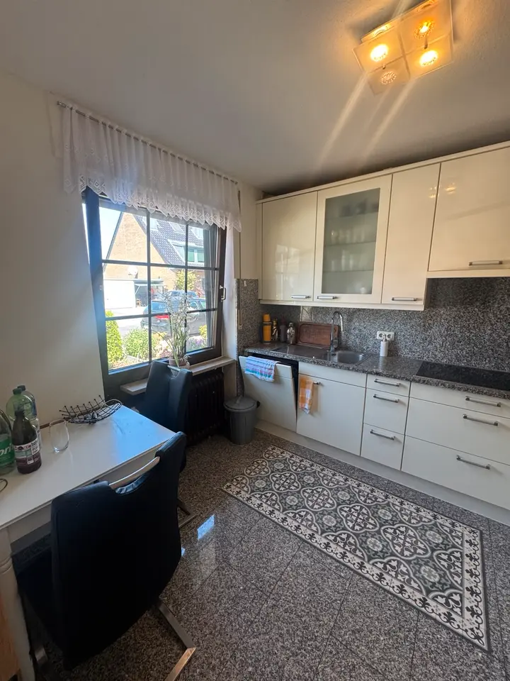4 Zimmer Haus mit 140 m² in Neuss – Bild 7