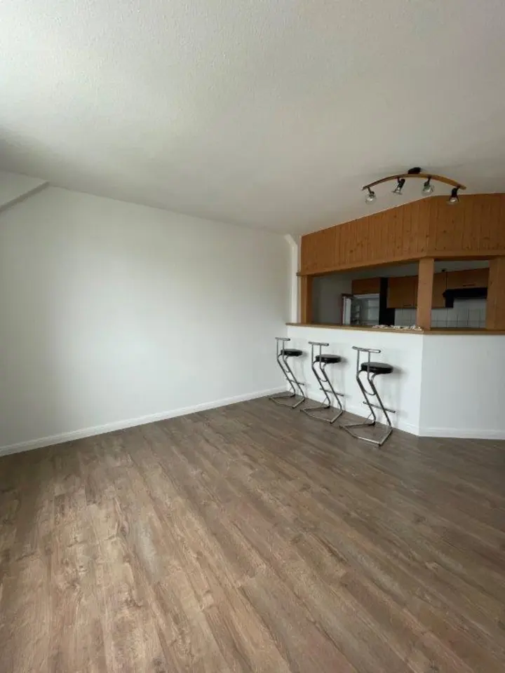 2 Zimmer Wohnung mit 47 m² in Crimmitschau – Bild 2