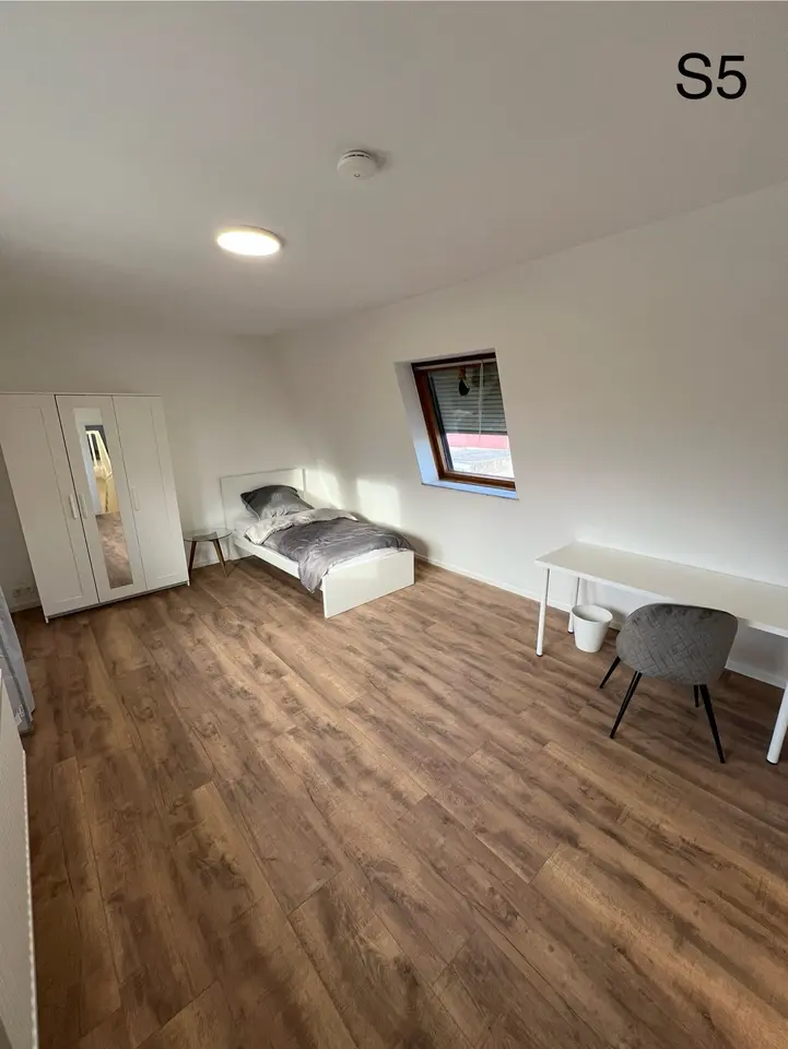 WG-Zimmer mit 160 m² in Düren – Bild 7