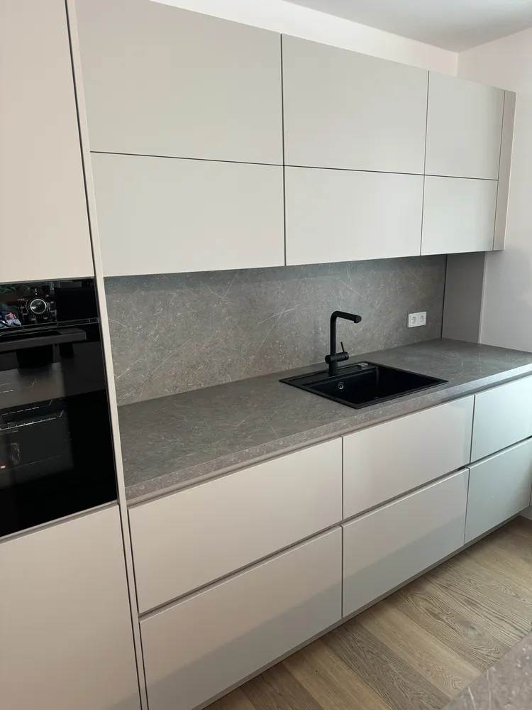 3 Zimmer Wohnung mit 120 m² in München – Bild 9