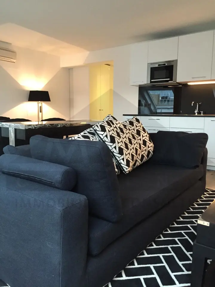 WG-Zimmer mit 75 m² in Frankfurt am Main – Bild 1