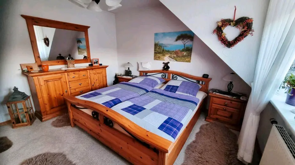 3 Zimmer Wohnung mit 83 m² in Grevenbroich – Bild 2
