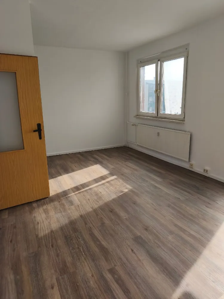3 Zimmer Wohnung mit 56 m² in Halle (Saale) – Bild 2