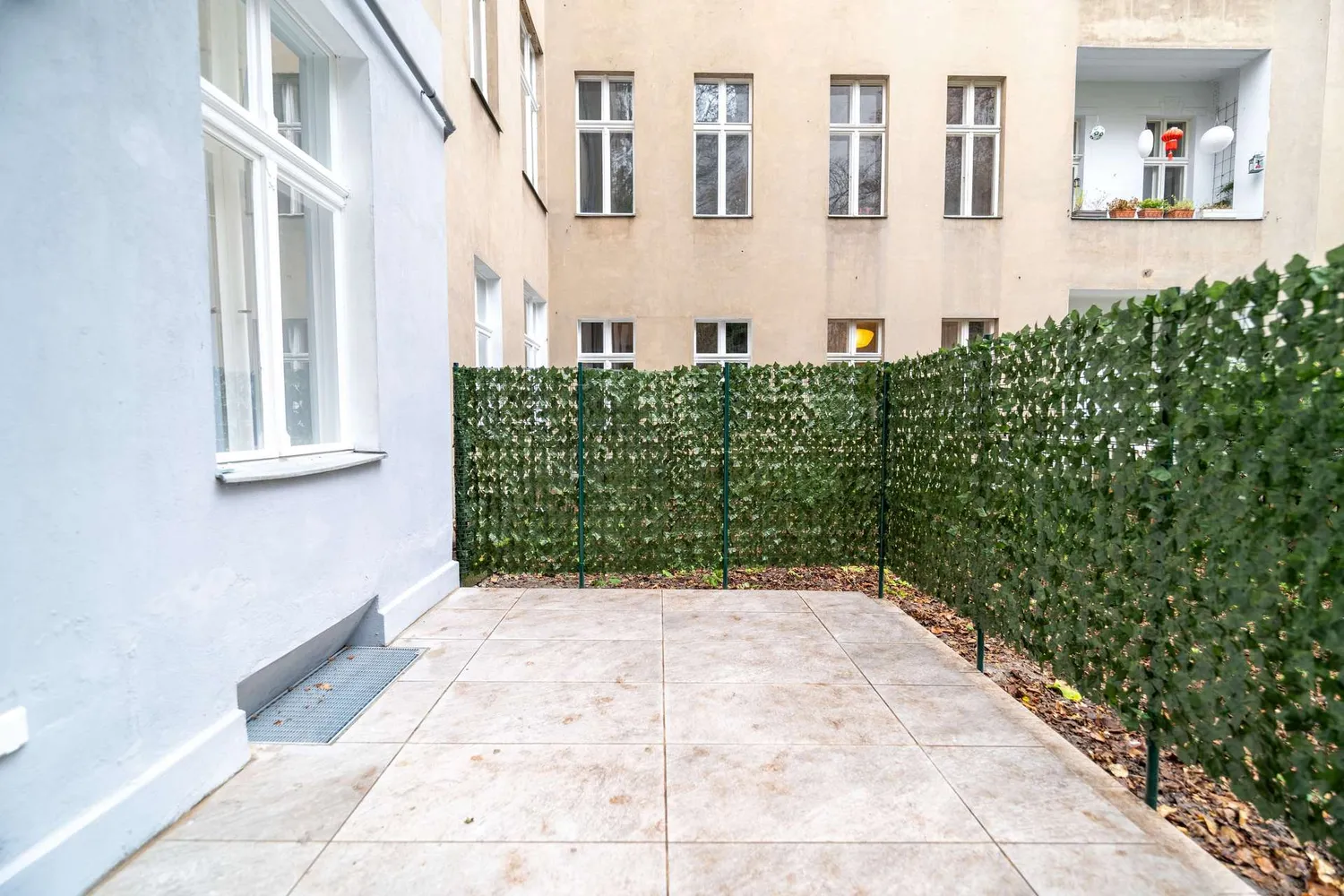 4 Zimmer Wohnung mit 117 m² in Berlin – Bild 1