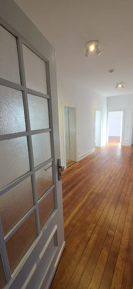 4 Zimmer Wohnung mit 116 m² in Karlsruhe – Bild 1