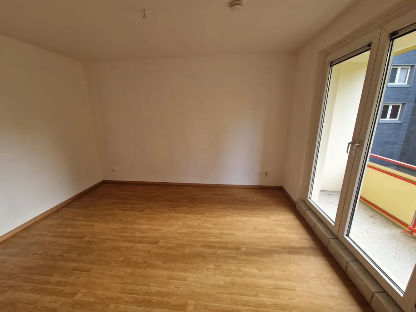 3 Zimmer Wohnung mit 70 m² in Cottbus – Bild 4