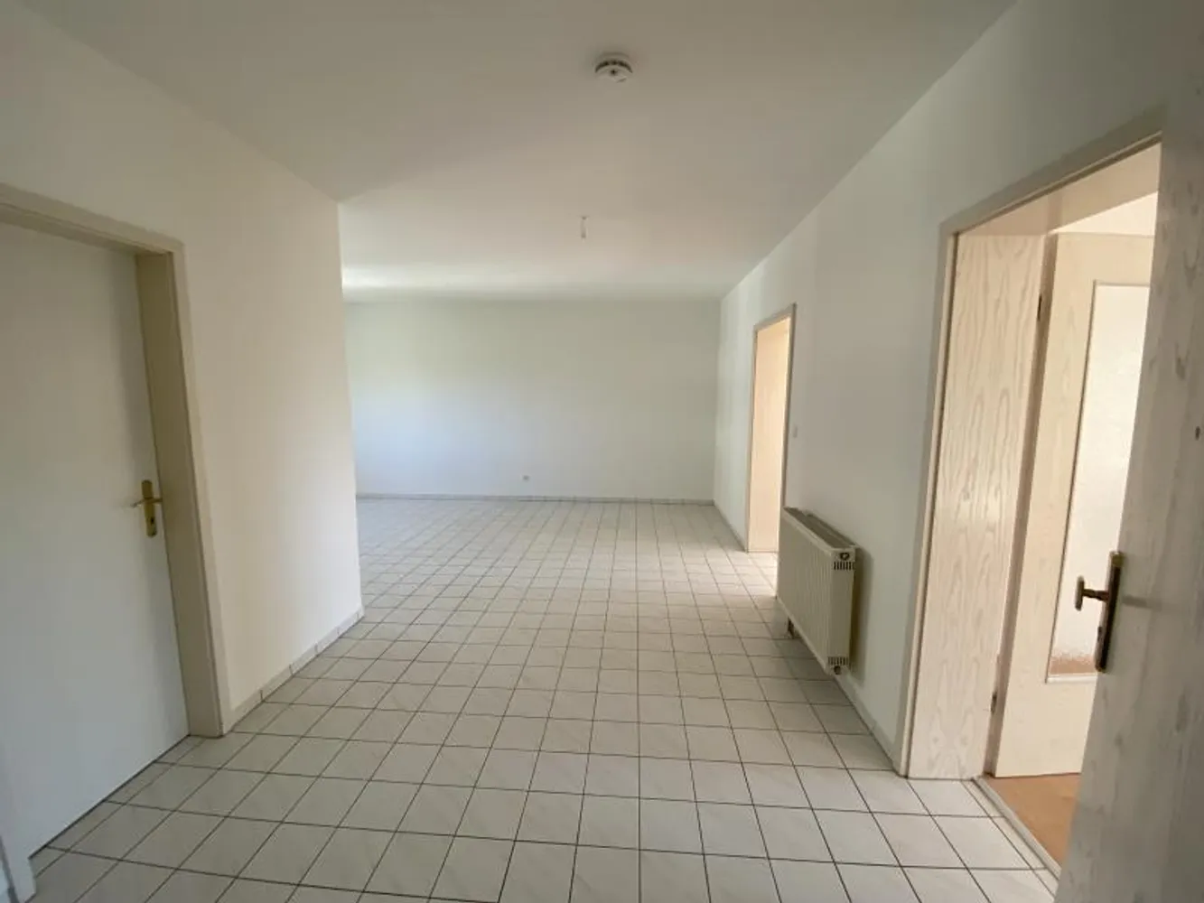 2 Zimmer Wohnung mit 72 m² in Plauen – Bild 5