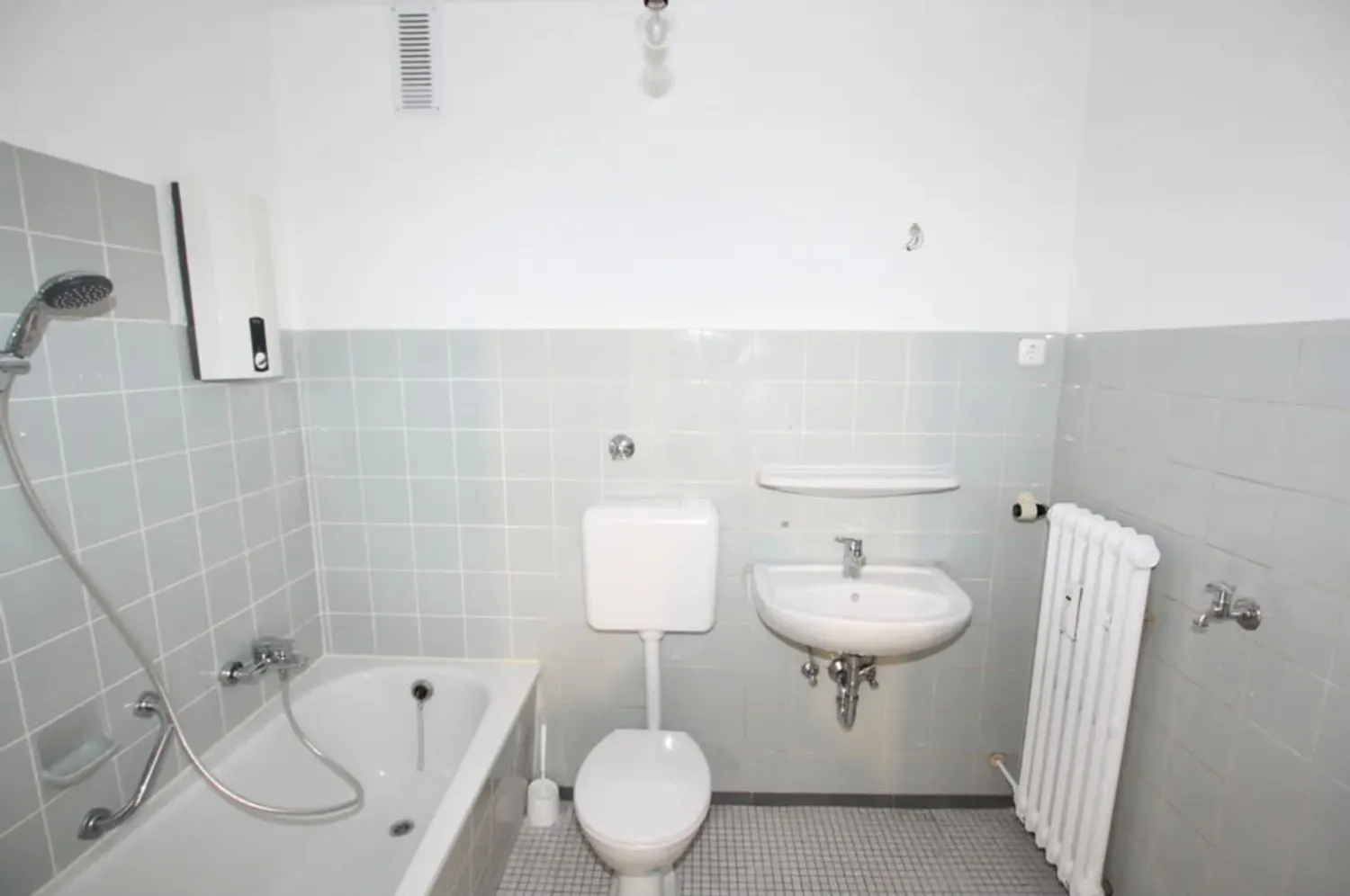 2 Zimmer Wohnung mit 63 m² in Duisburg – Bild 2