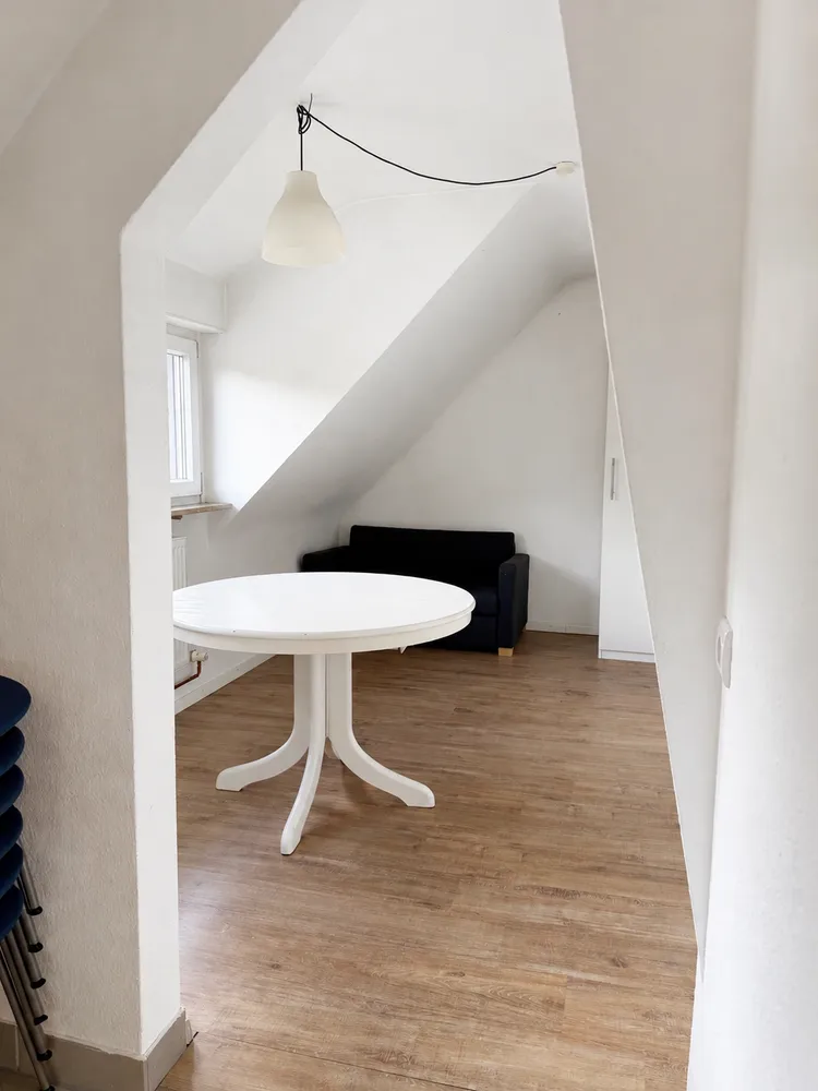 2 Zimmer Wohnung mit 65 m² in Stuttgart – Bild 6