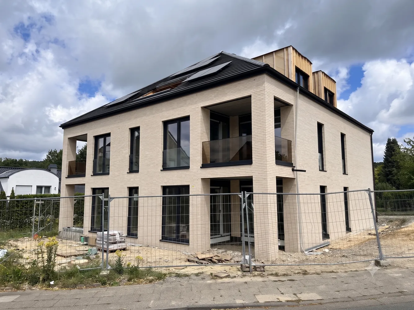 4 Zimmer Wohnung mit 119 m² in Bielefeld – Bild 1