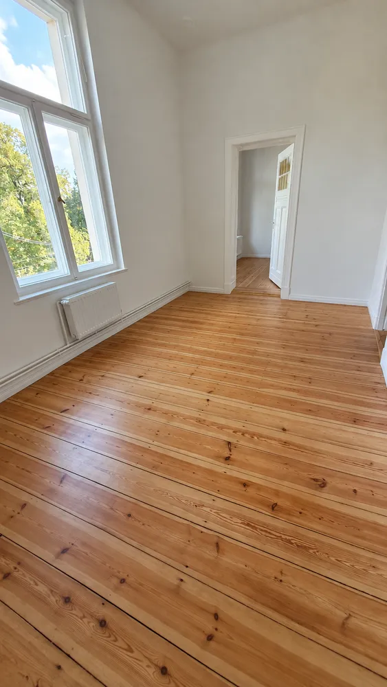 2 Zimmer Wohnung mit 105 m² in Berlin – Bild 4