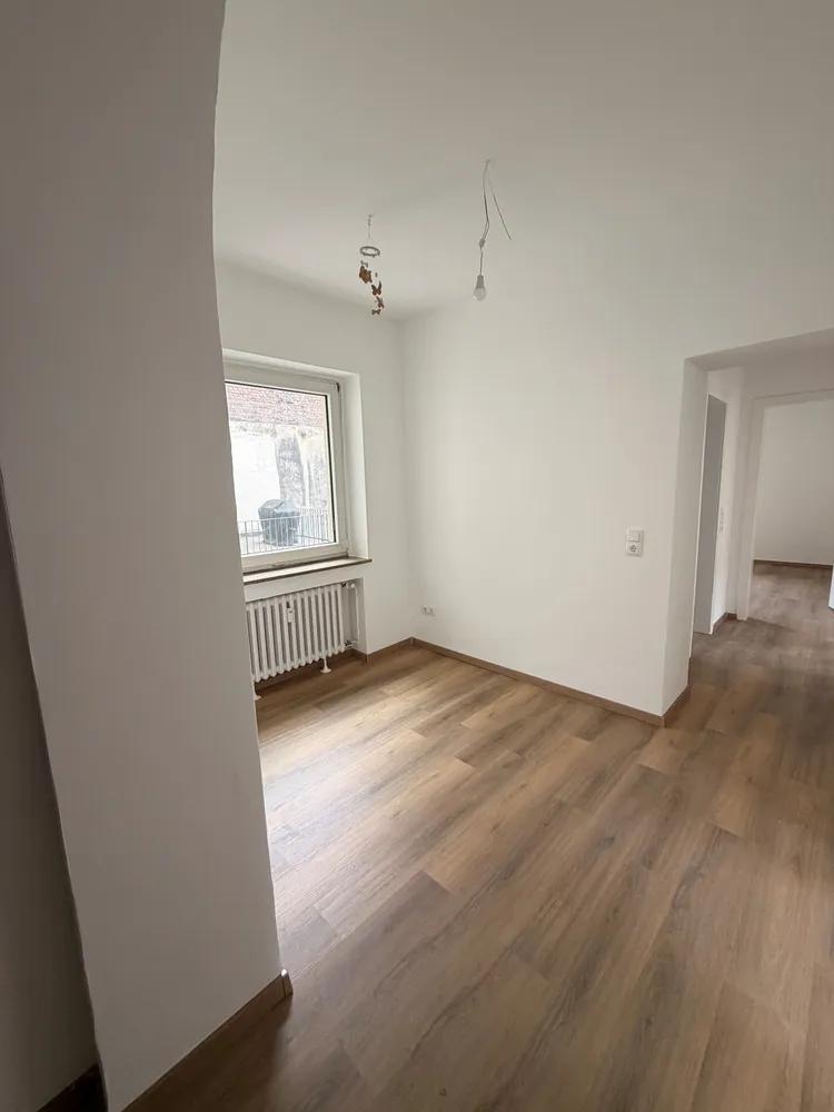 2 Zimmer Wohnung mit 64 m² in Duisburg – Bild 2