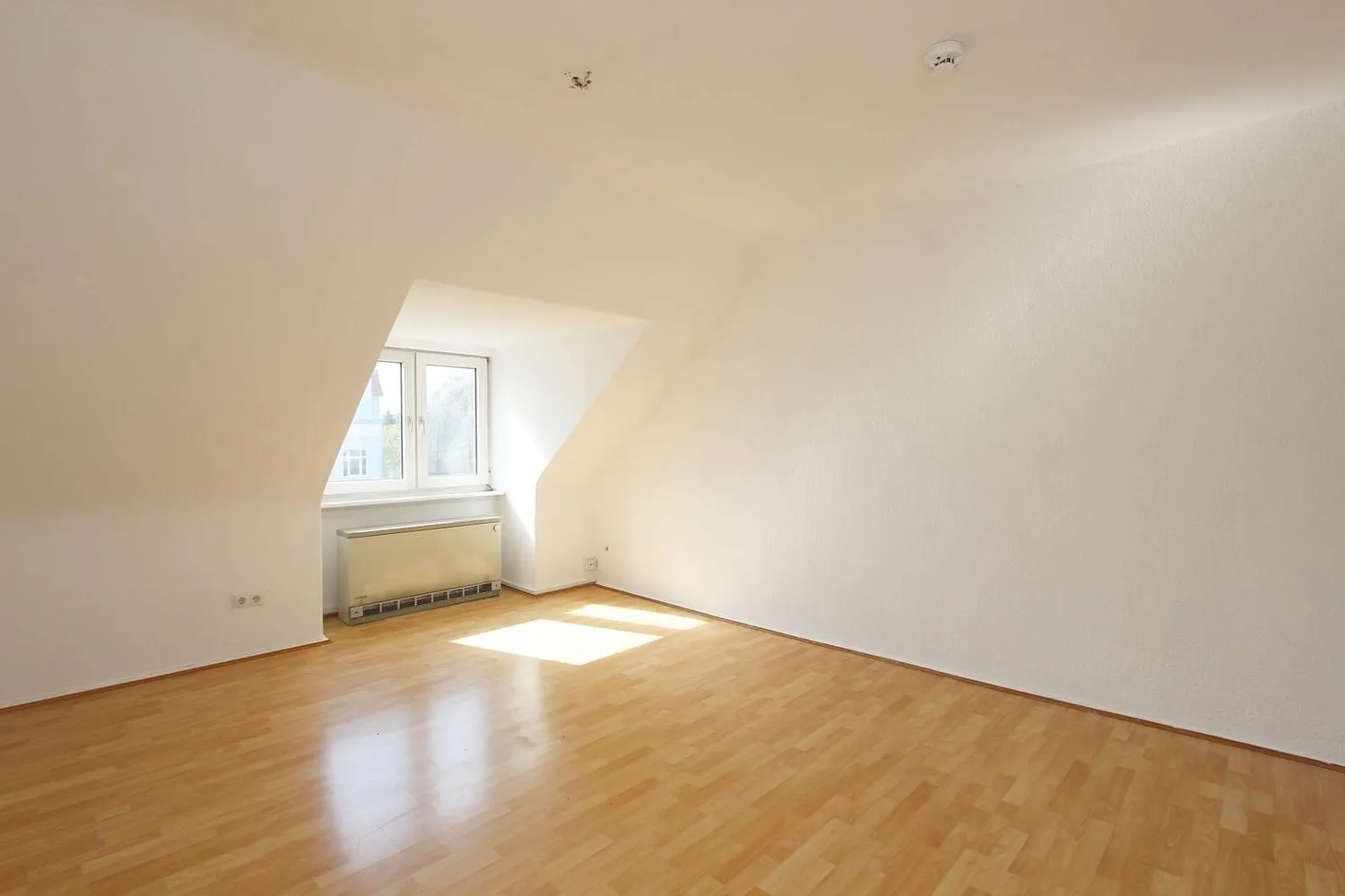 3 Zimmer Wohnung mit 78 m² in Kassel – Bild 2