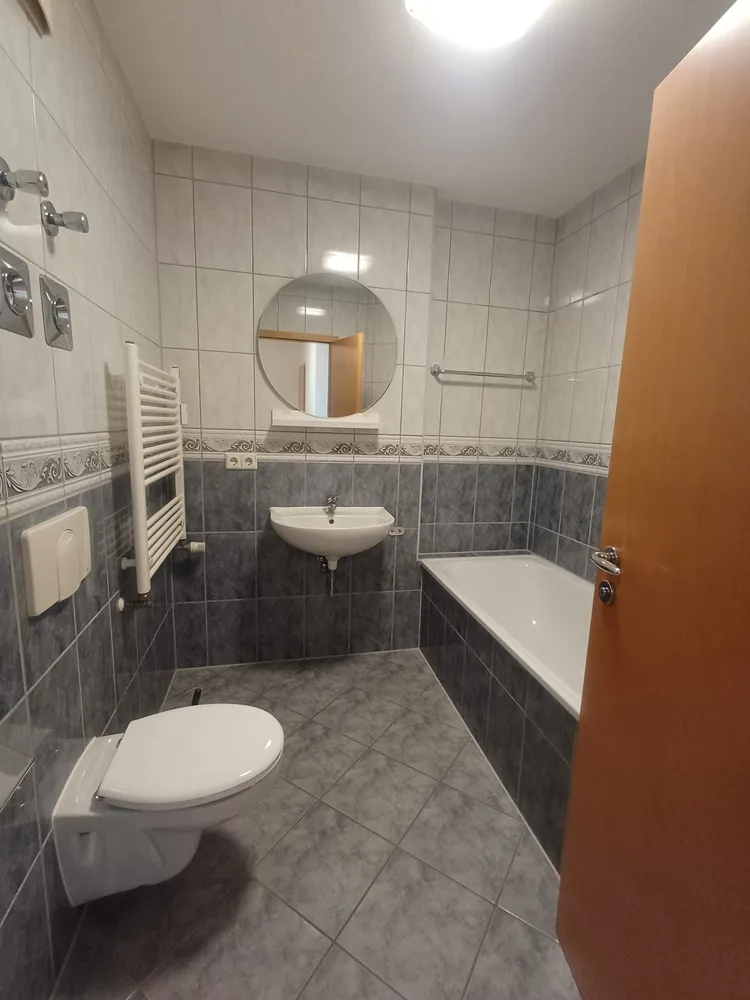2 Zimmer Wohnung mit 68 m² in Zwickau – Bild 12
