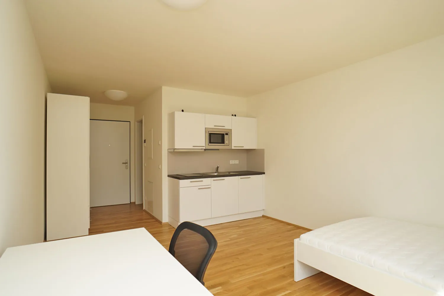 1 Zimmer Wohnung mit 25 m² in Dresden – Bild 6