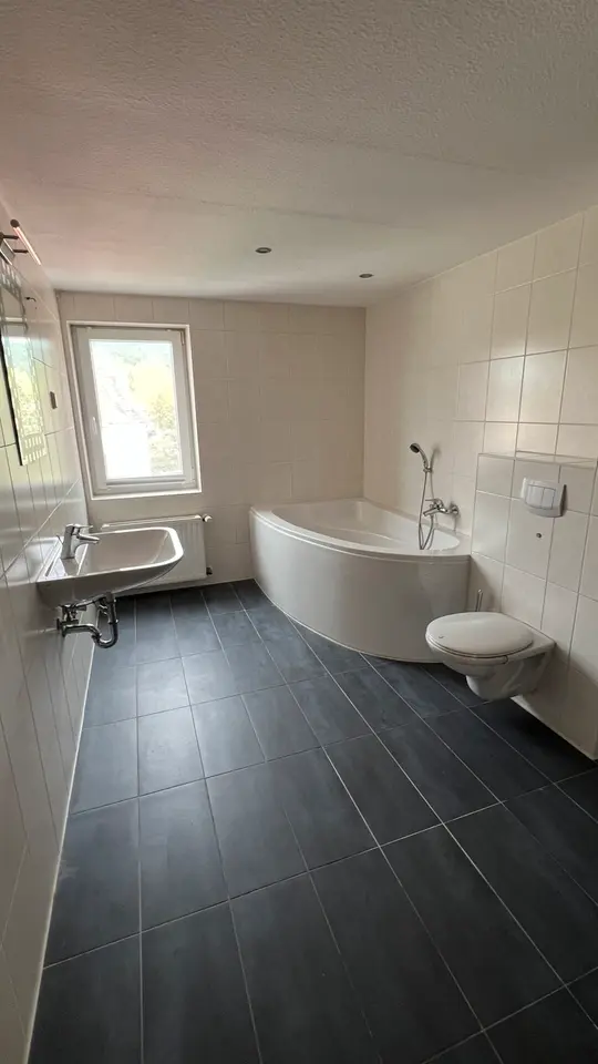 3 Zimmer Wohnung mit 95 m² in Schmalkalden – Bild 3