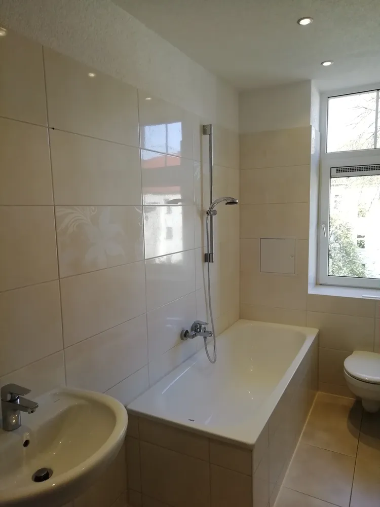 4 Zimmer Wohnung mit 80 m² in Zwickau – Bild 8
