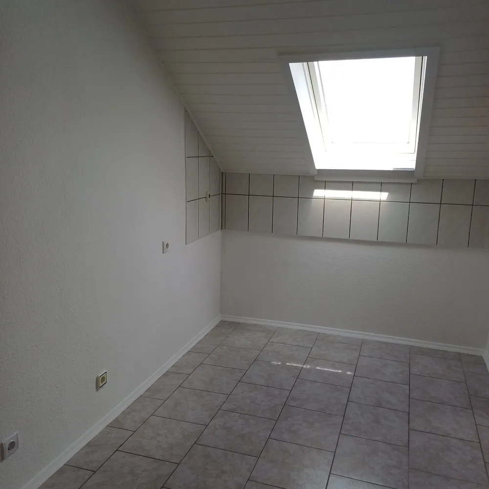 4 Zimmer Wohnung mit 80 m² in Duisburg – Bild 3