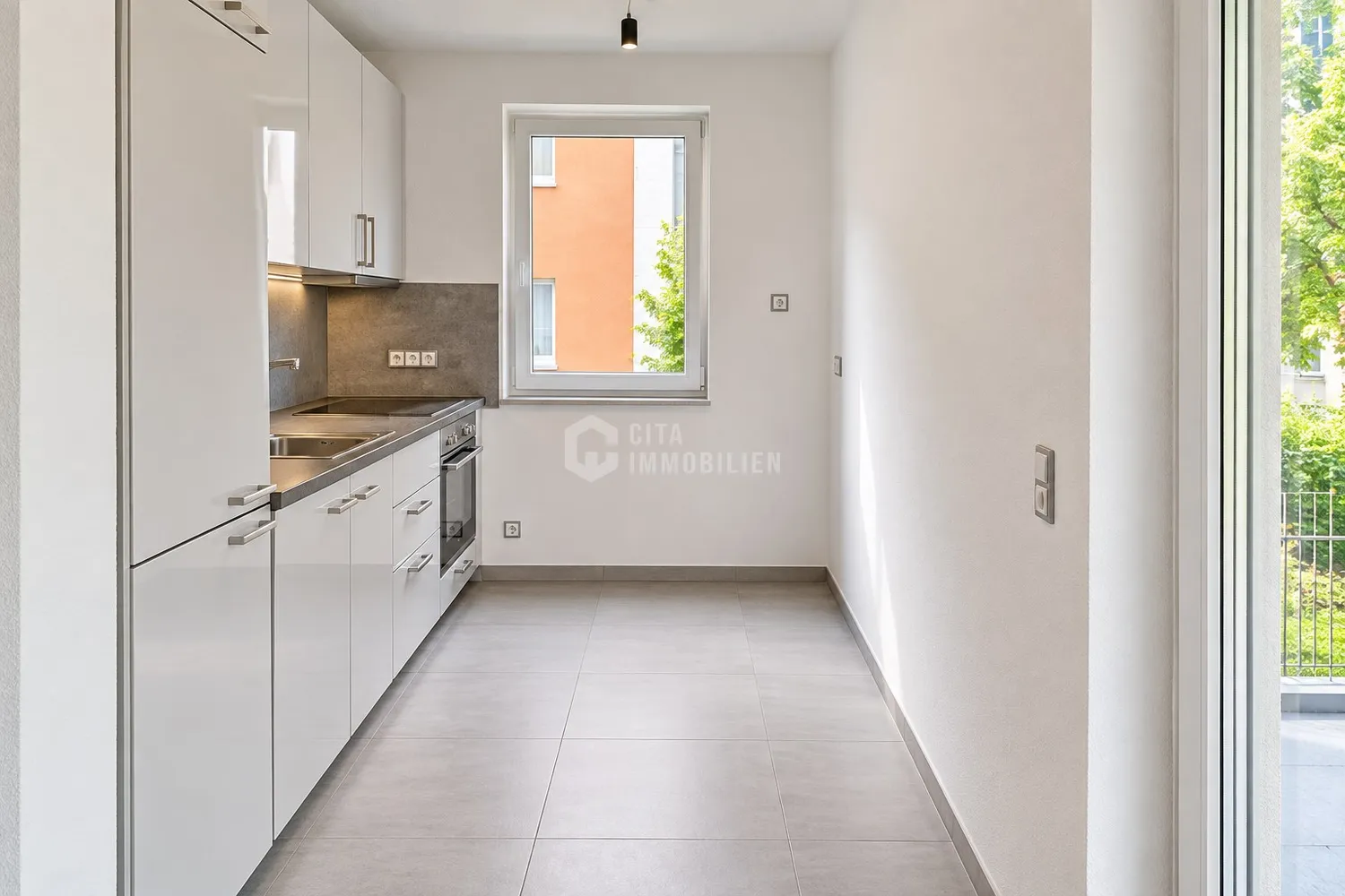 2 room apartment with 44 m² in Frankfurt am Main – Photo 2