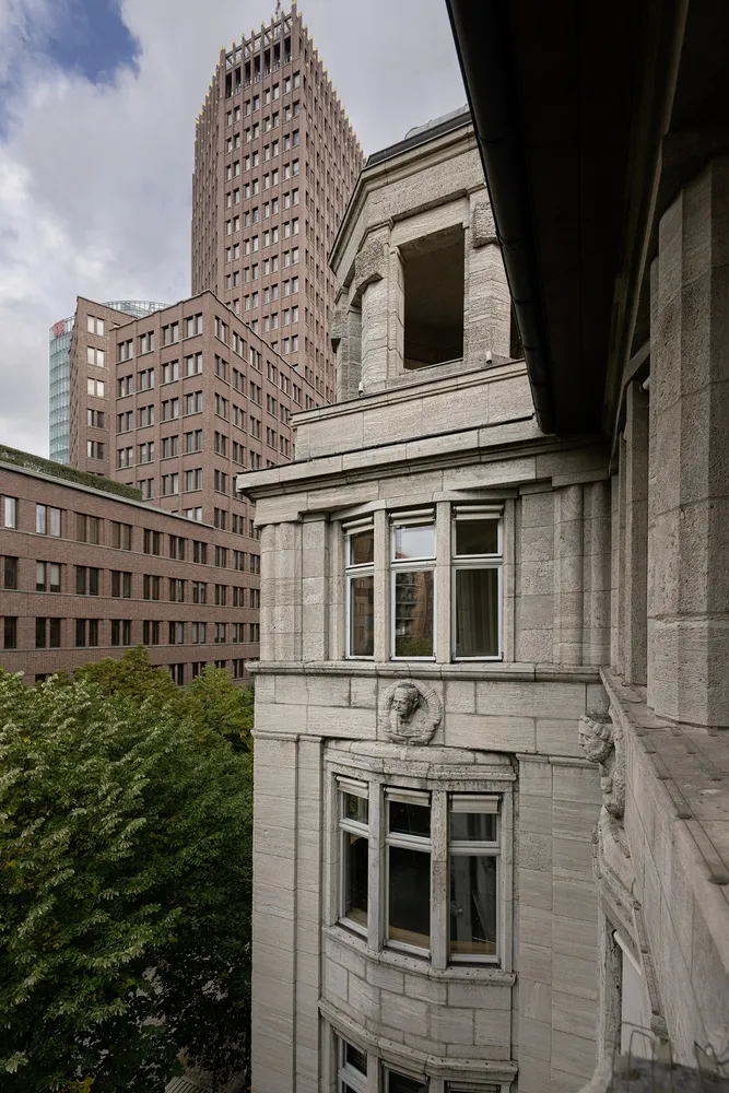2 Zimmer Wohnung mit 124 m² in Berlin – Bild 8