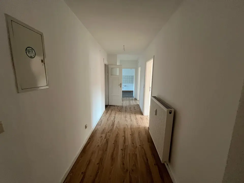 4 Zimmer Wohnung mit 99 m² in Hof – Bild 4