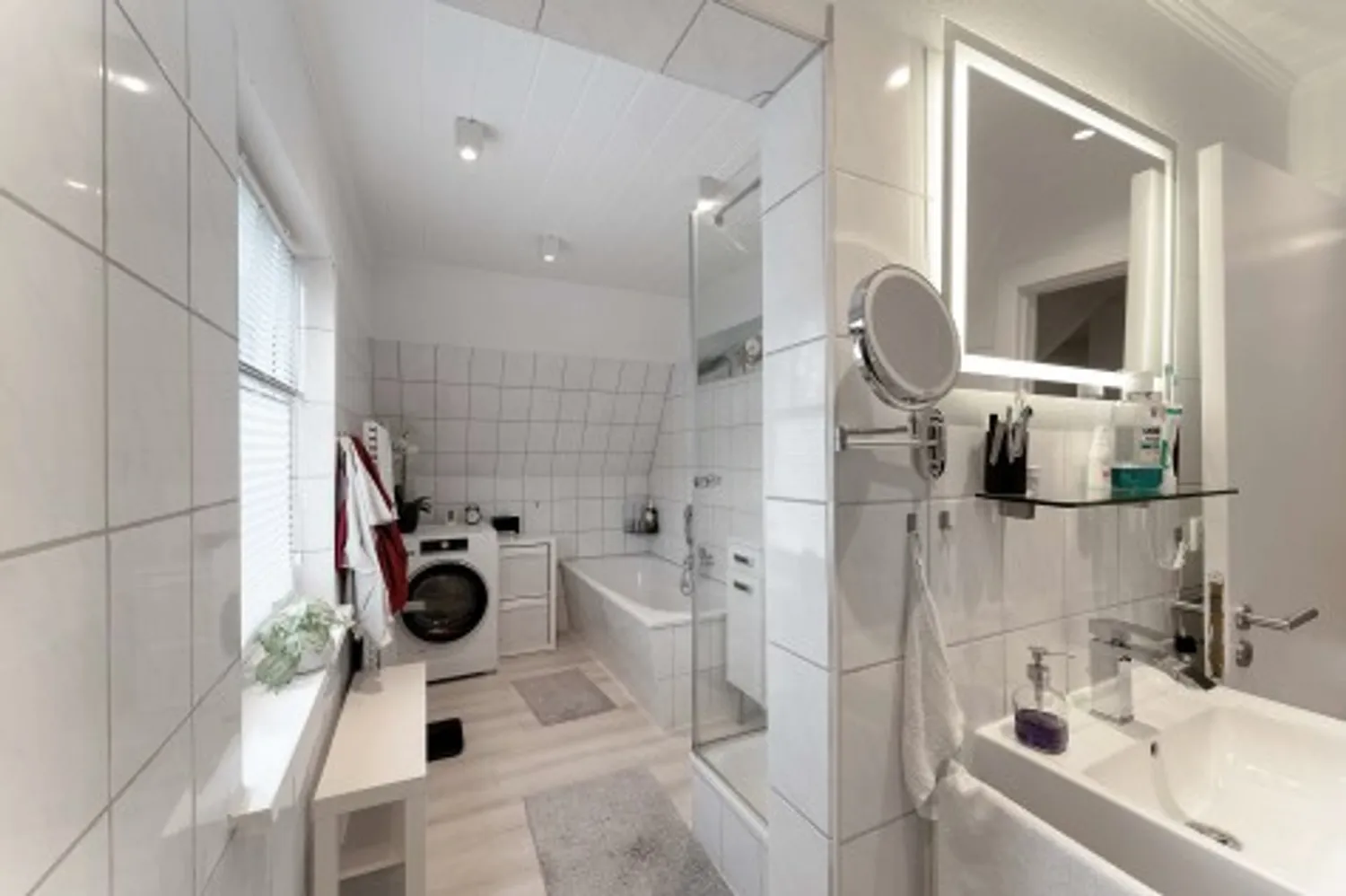 4 Zimmer Wohnung mit 114 m² in Hamburg – Bild 3
