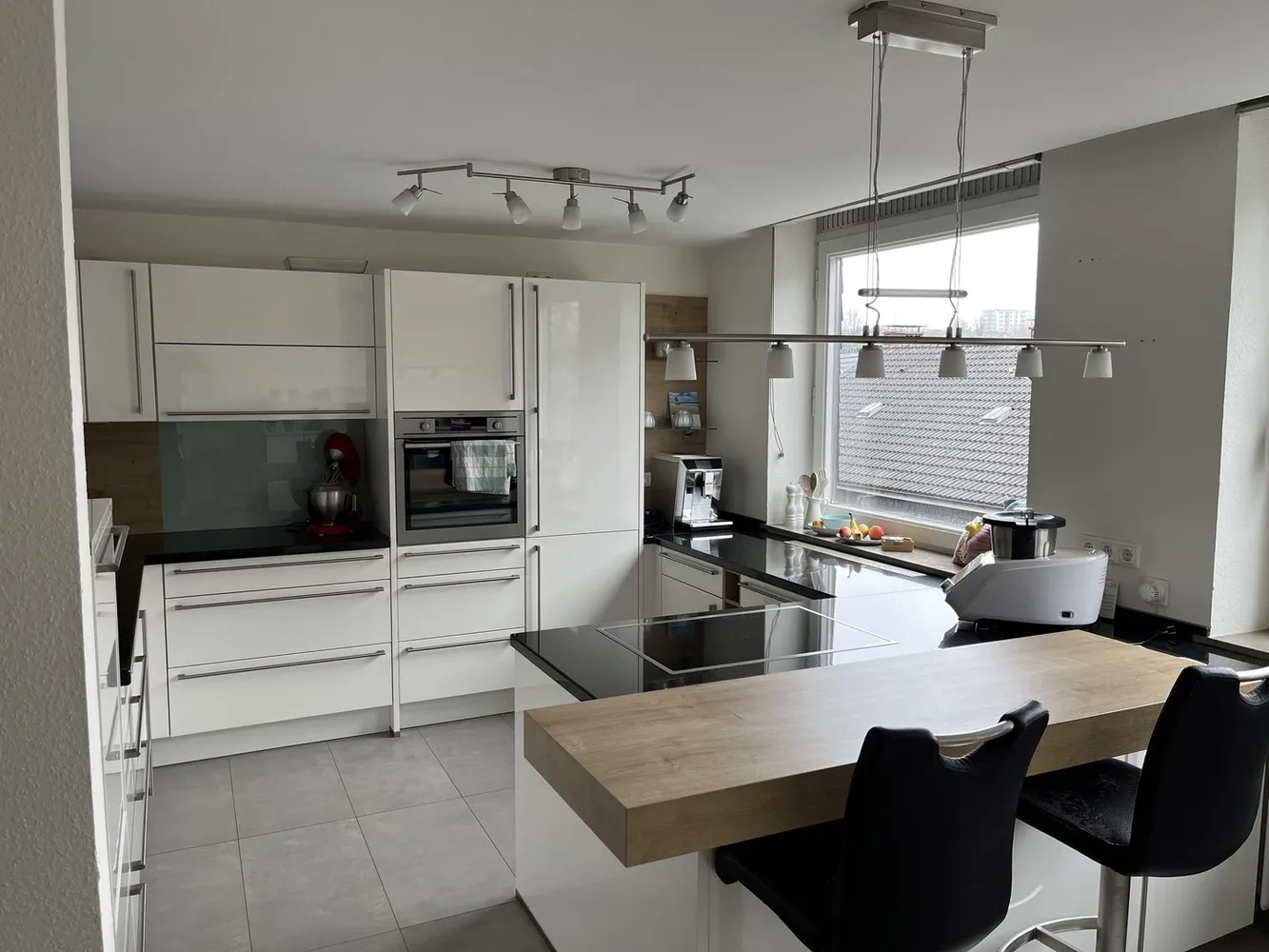 6 Zimmer Wohnung mit 216 m² in Siegen – Bild 8