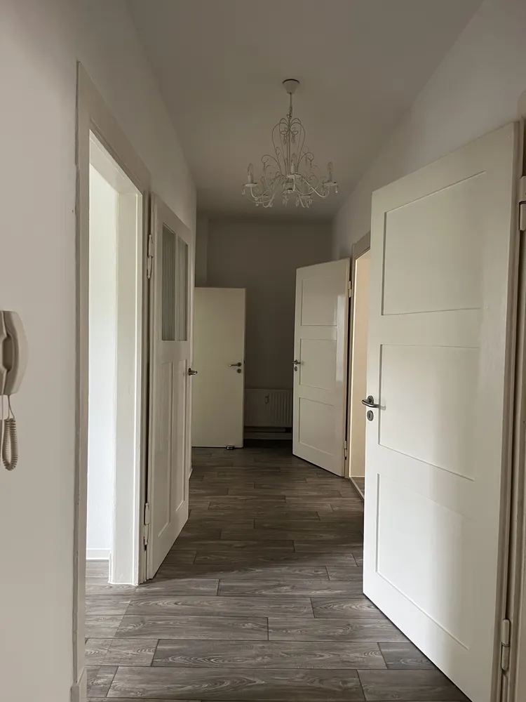 2 Zimmer Wohnung mit 80 m² in Plauen – Bild 12