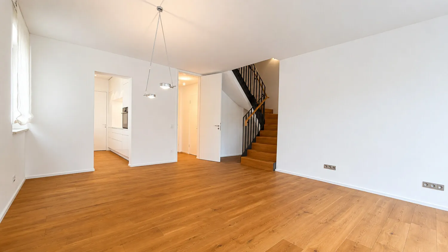 3 Zimmer Wohnung mit 121 m² in Frankfurt am Main – Bild 3
