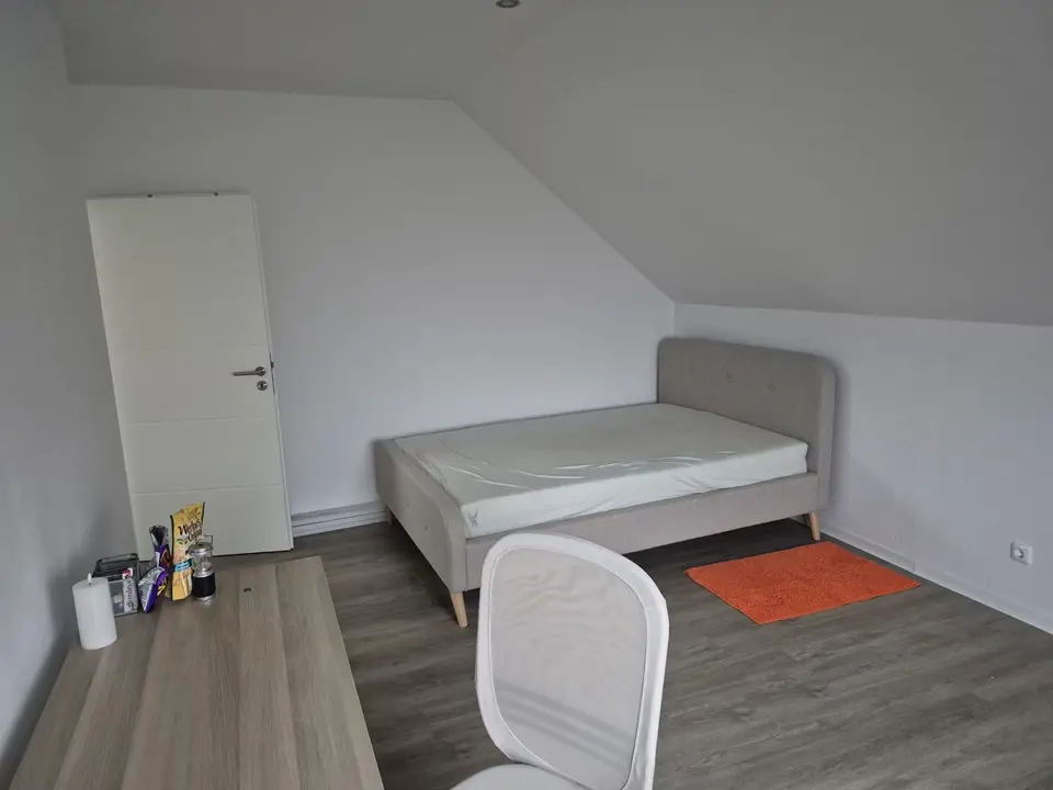 4 Zimmer Haus mit 140 m² in Stade – Bild 1