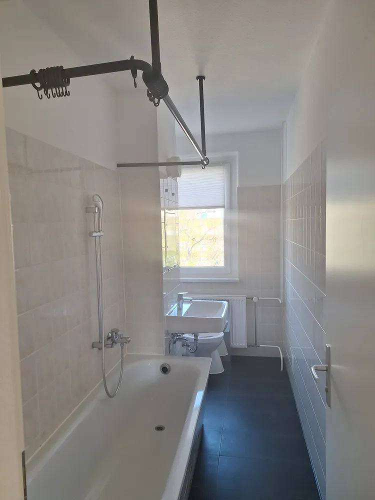2 Zimmer Wohnung mit 51 m² in Halle (Saale) – Bild 5