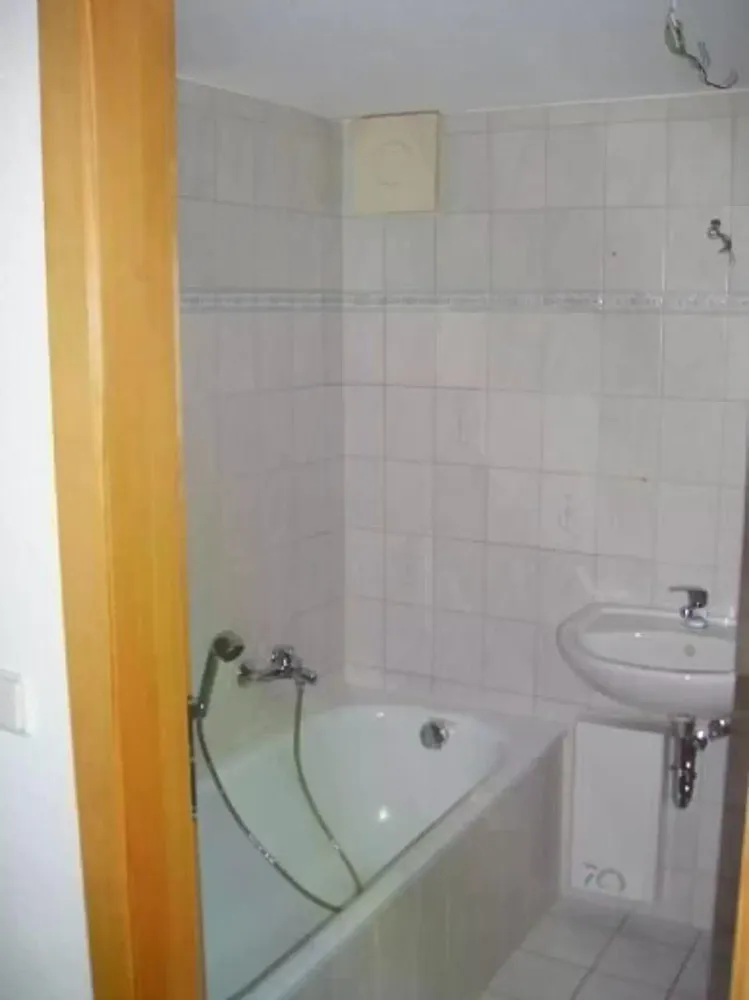 2 Zimmer Wohnung mit 52 m² in Plauen – Bild 2