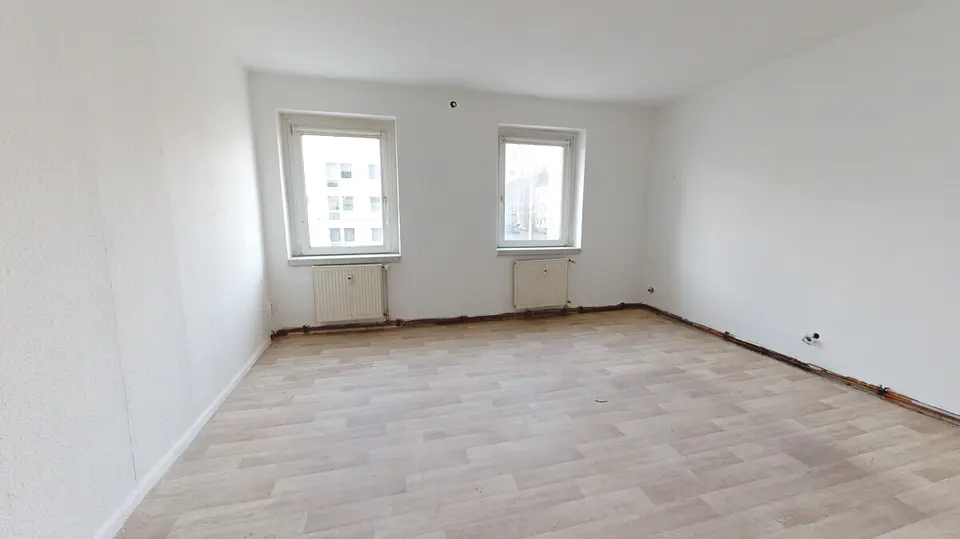 5 Zimmer Wohnung mit 110 m² in Dessau-Roßlau – Bild 2