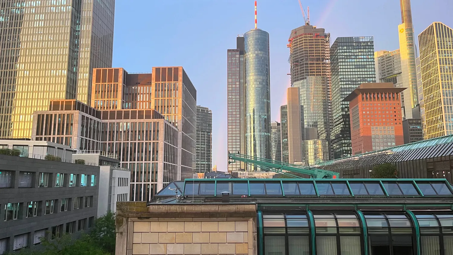2 Zimmer Wohnung mit 61 m² in Frankfurt am Main – Bild 1