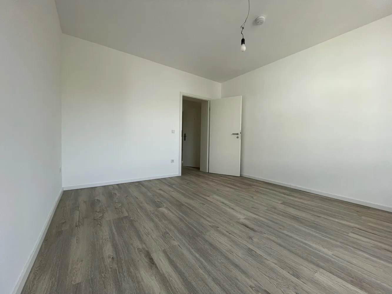 2 room apartment with 42 m² in Cologne – Photo 3