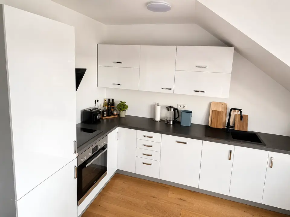2 Zimmer Wohnung mit 66 m² in Regensburg – Bild 2