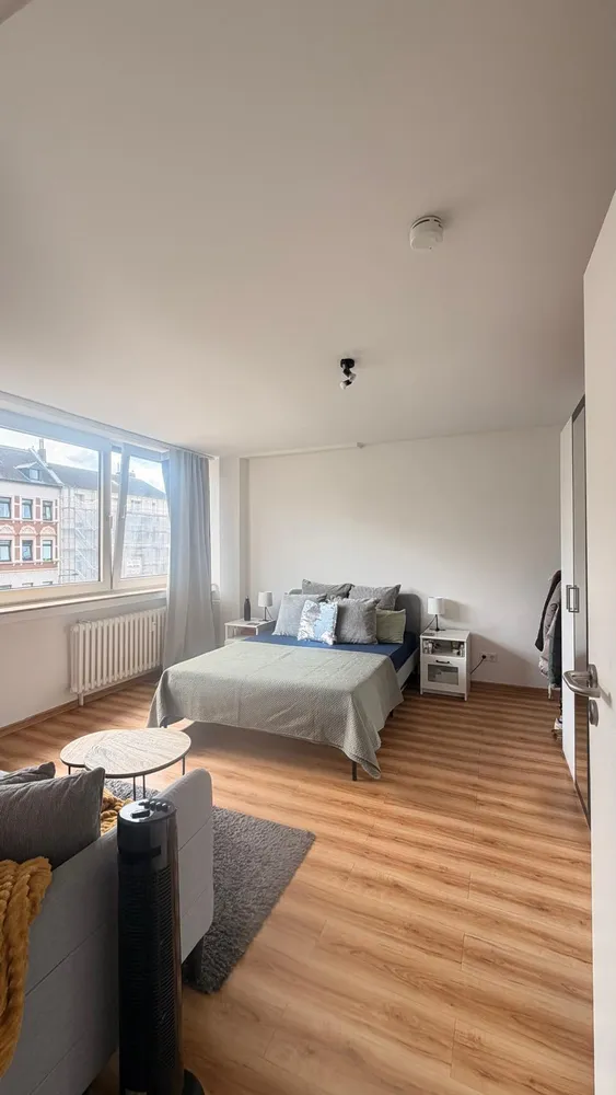 2 Zimmer Wohnung mit 55 m² in Köln – Bild 12