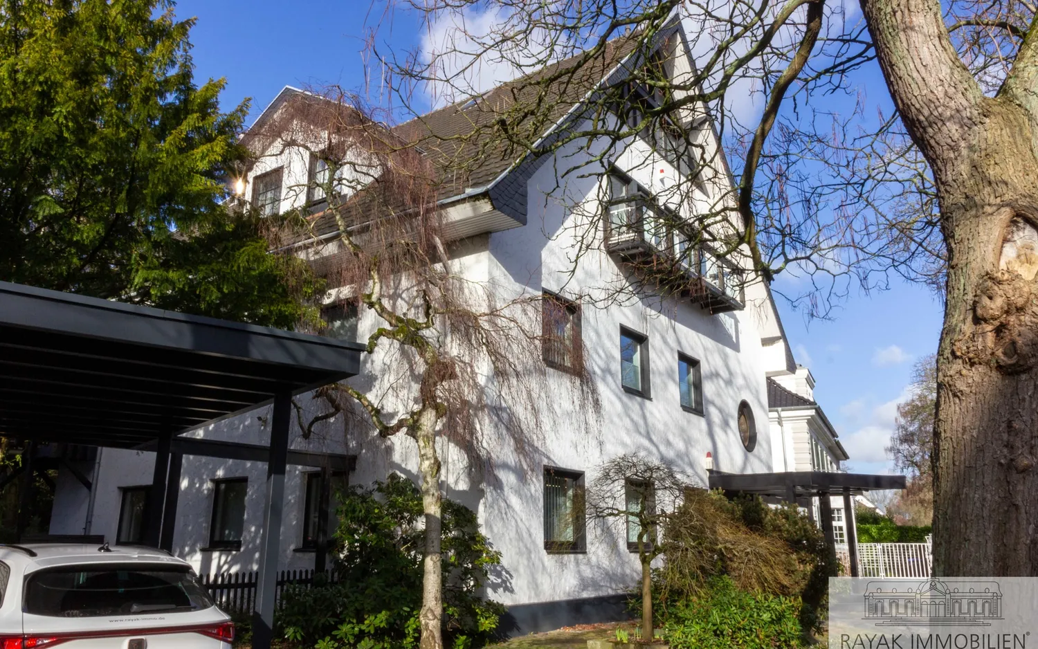 2 Zimmer Wohnung mit 107 m² in Düsseldorf – Bild 3