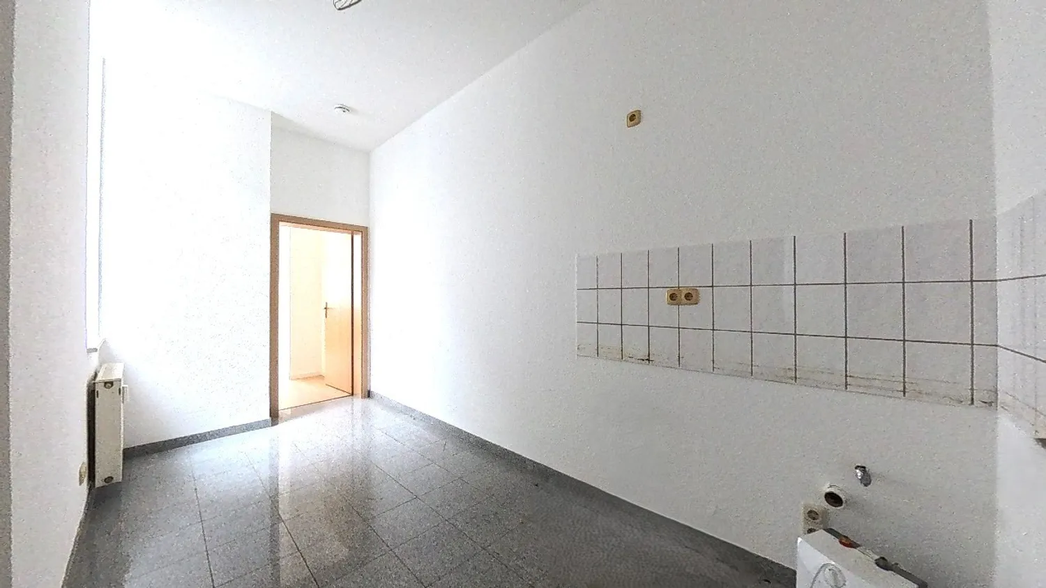 2 Zimmer Wohnung mit 44 m² in Halle (Saale) – Bild 4