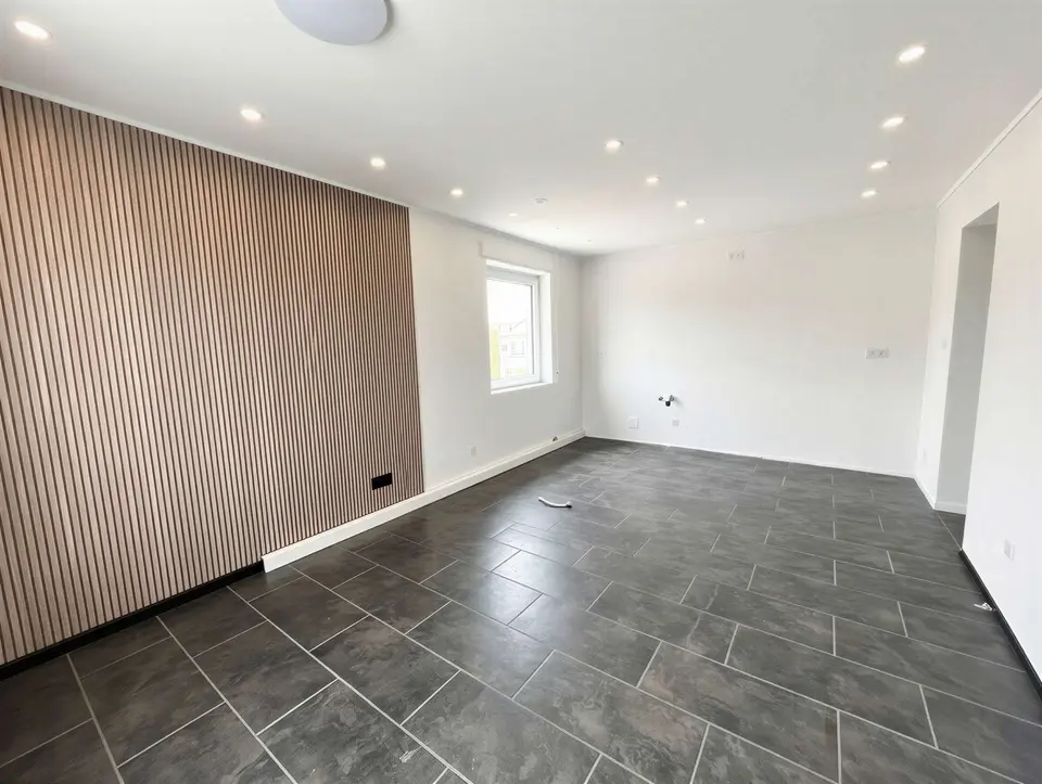 3 Zimmer Wohnung mit 80 m² in Sonneberg – Bild 2