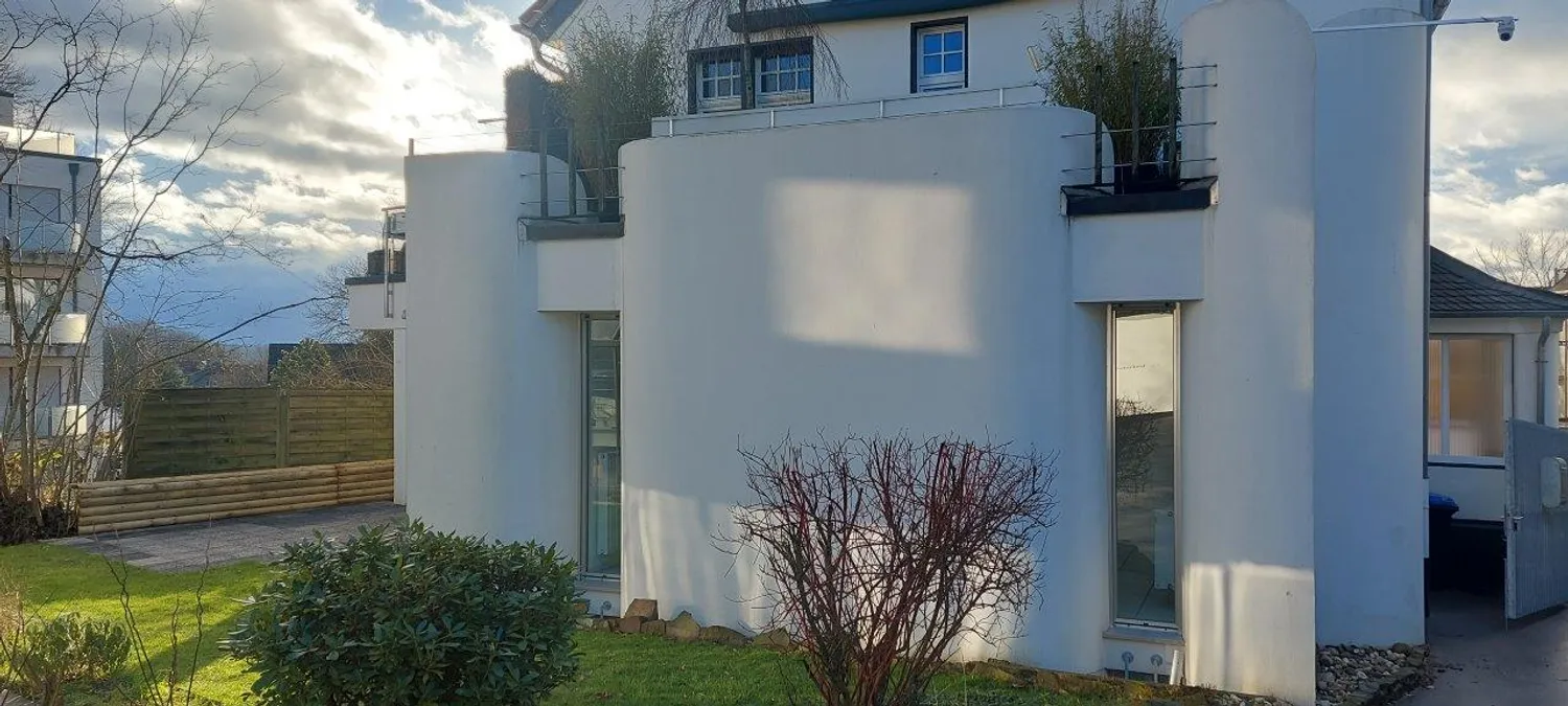 2 Zimmer Wohnung mit 100 m² in Solingen – Bild 2