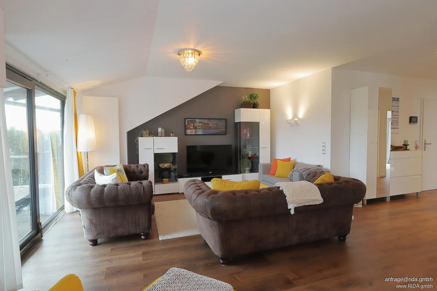 3 Zimmer Wohnung mit 95 m² in Köln – Bild 1