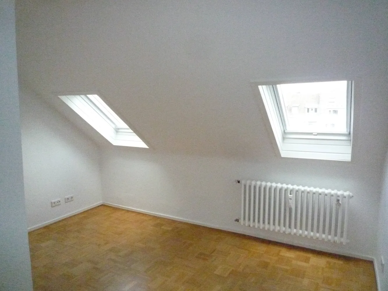 4 Zimmer Wohnung mit 100 m² in Düsseldorf – Bild 4
