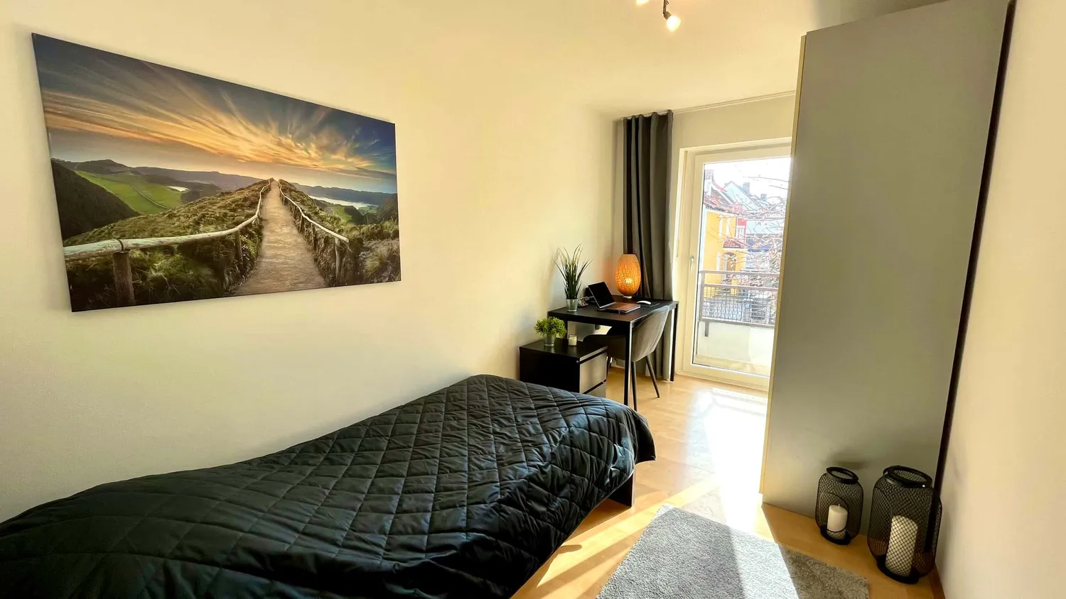 Shared room with 10 m² in Munich – Photo 4