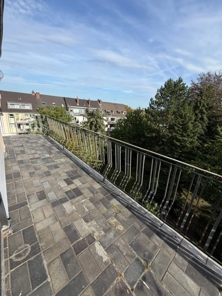 3 room apartment with 85 m² in Cologne – Photo 1