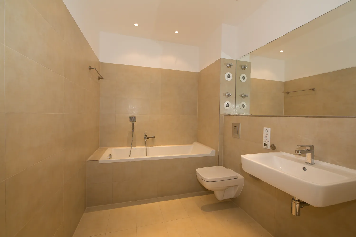 3 Zimmer Wohnung mit 107 m² in Berlin – Bild 5