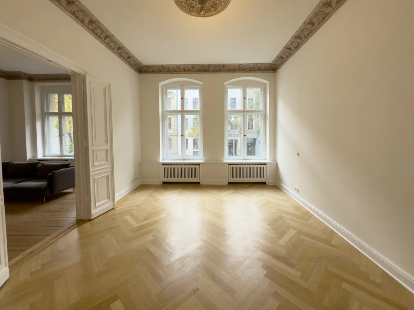 2 Zimmer Wohnung mit 90 m² in Berlin – Bild 1