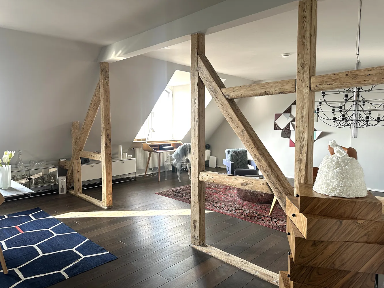 6 Zimmer Wohnung mit 200 m² in Wiesbaden – Bild 9